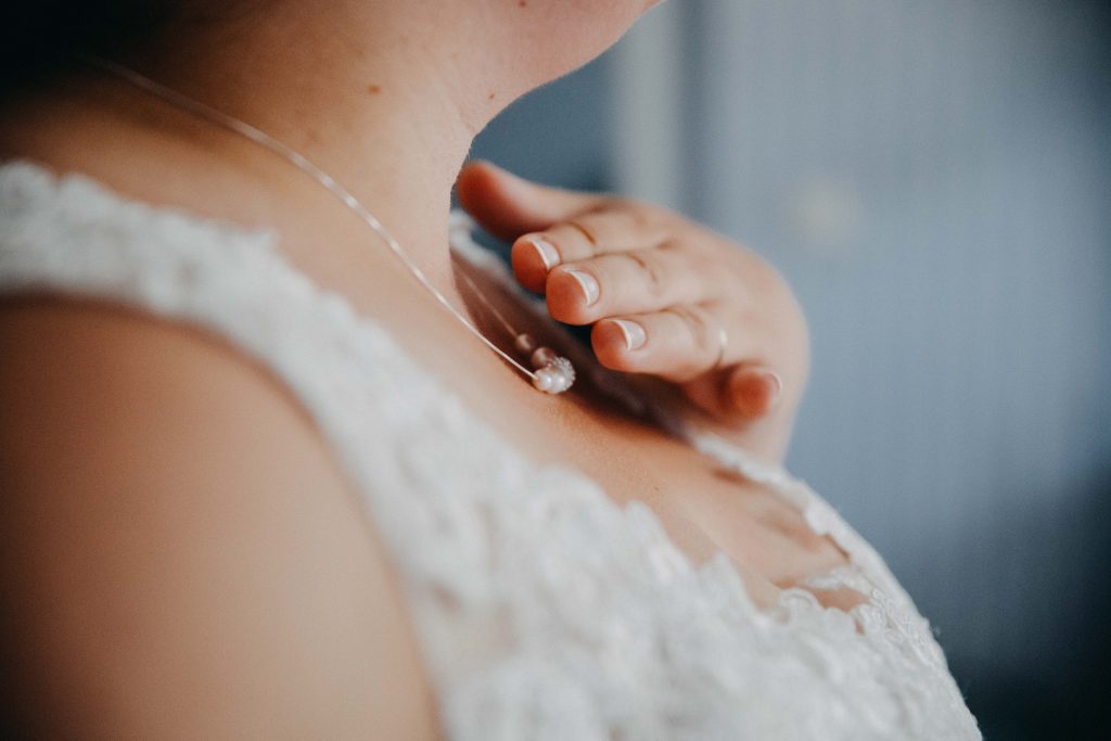 Hochzeitsfotograf David Kohlruss natürliche Hochzeitsfotos Berlin vintage wedding Hochzeitsreportage Bilder Fotograf Schorfheide Hotel am Döllnsee Schloss Lichterfelde