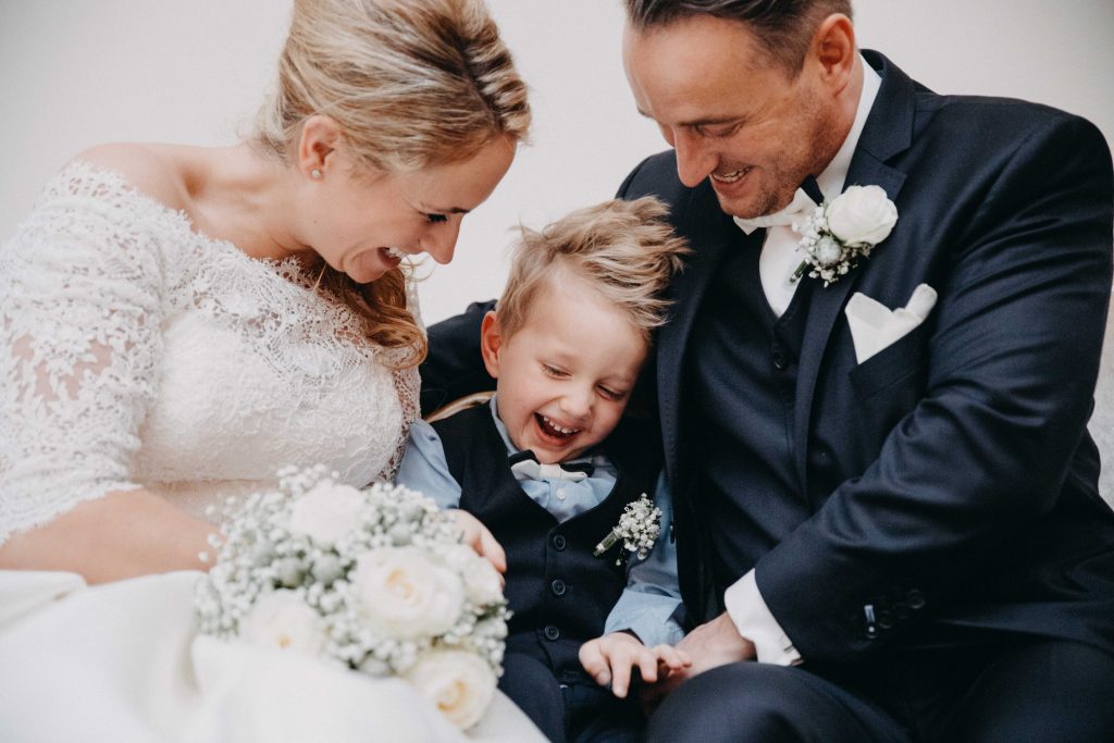 Hochzeitsfotograf David Kohlruss natürliche Hochzeitsfotos Berlin vintage wedding Hochzeitsreportage Bilder Fotograf Villa Contessa Bad Saarow